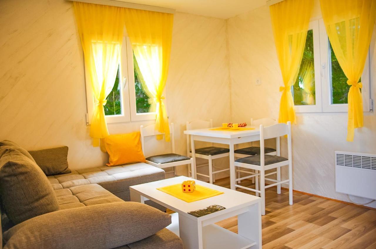 Bungalows Fairy Tale Žabljak Eksteriør billede